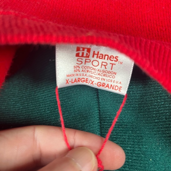 Vintage Red Holiday Sweater crewneck sweatshirt with Festive Bow Design - Picture 7 of 8